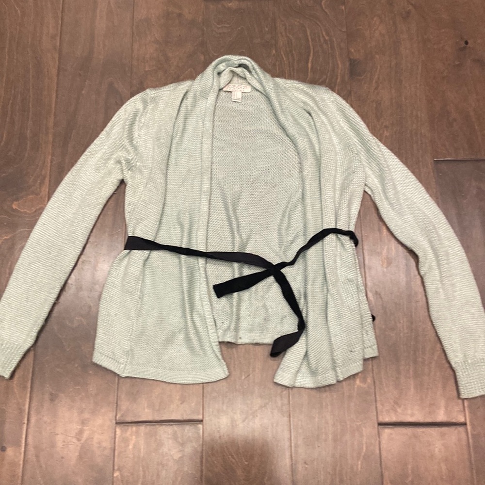 Forever 21 sweater